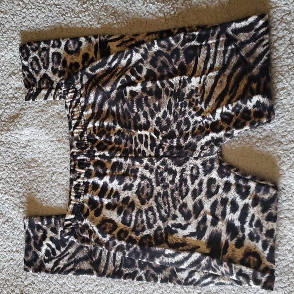 NWT Super Soft Stretch Lined Mixed Animal Print Bohemian Fashion Leggings